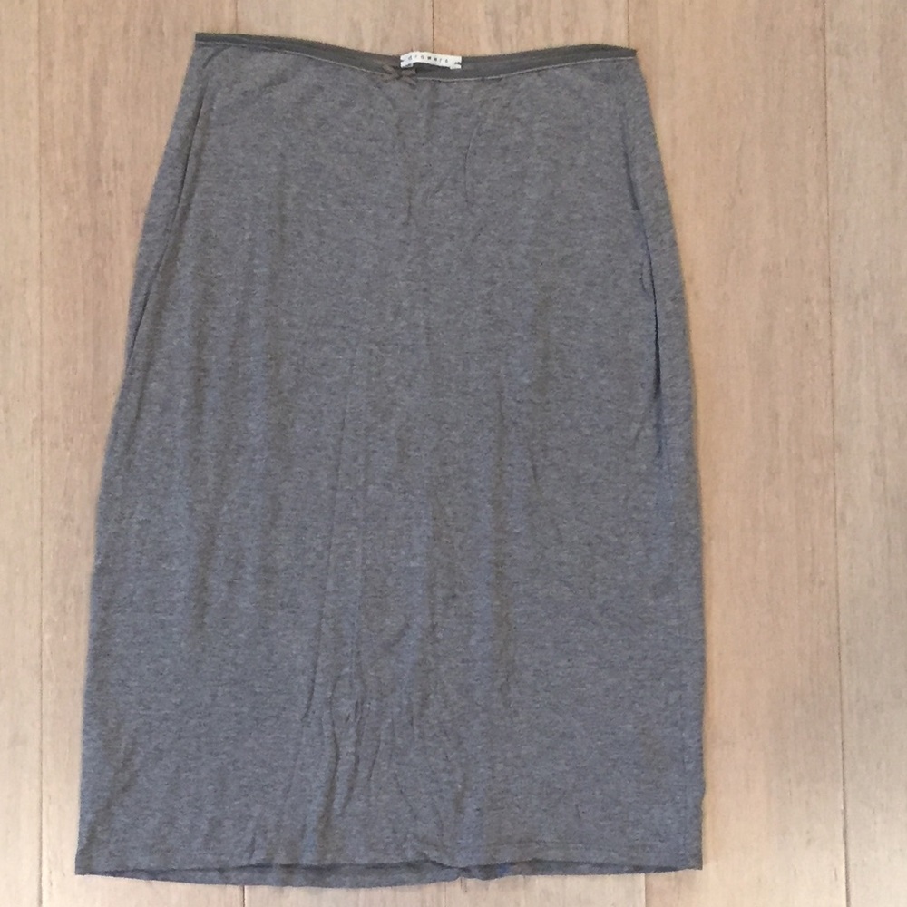 🌻 Gray skirt